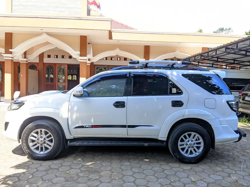 Toyota Fortuner 2012 Diesel