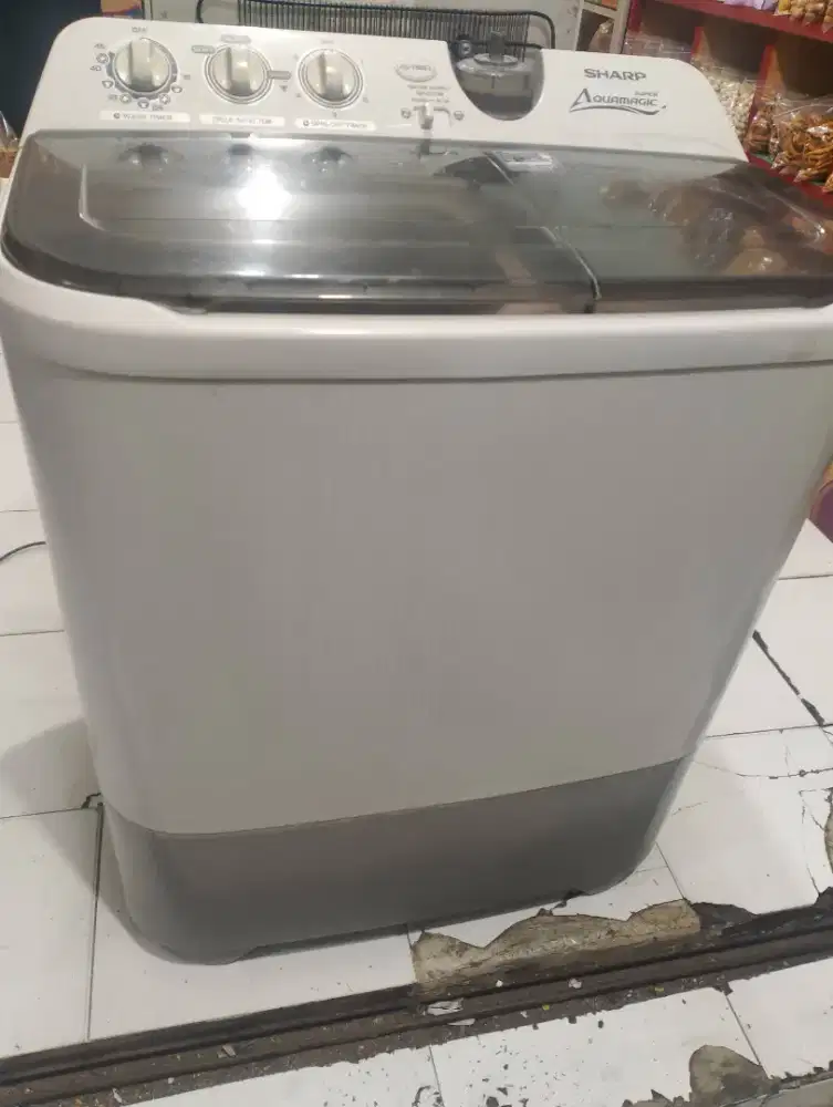 Dijual mesin cuci Sharp kapasitas 8 kg