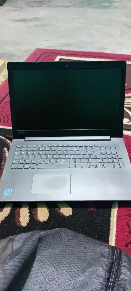 Laptop Layar Lebar
