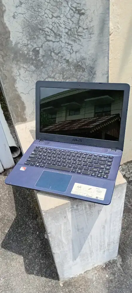 Laptop Asus AMD