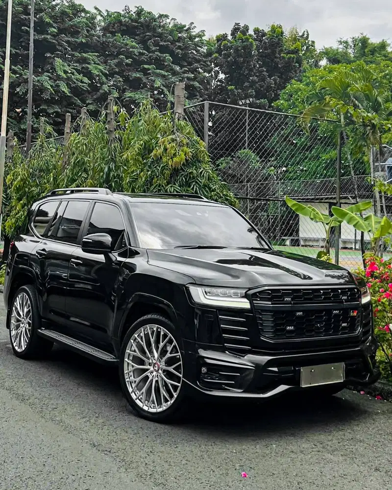 Toyota Land Cruiser 300 Vxr 2023 Black Hitam 2024 2022 Jual Cepat BU
