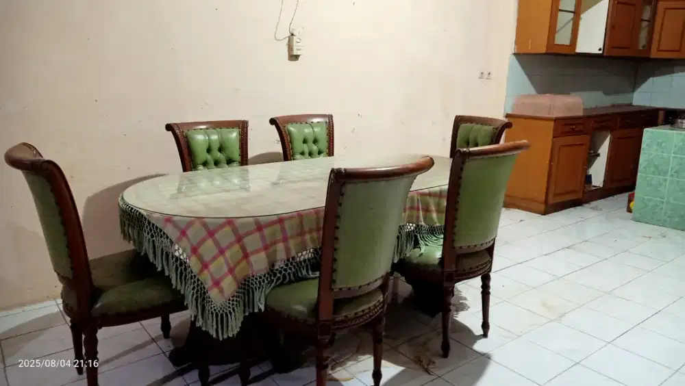 Meja Makan Set (NEGO)