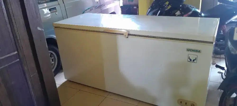 Freezer Box 600L UCHIDA