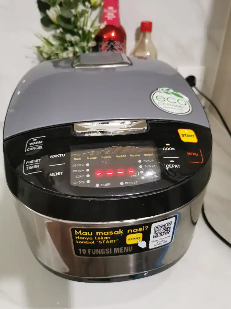 Magicom Rice Cooker Yong Ma Type SMC7047