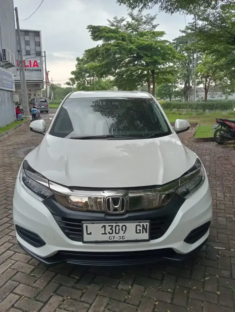 Hrv SE 1.5 at putih favorite low km tgn 1, bisa krst