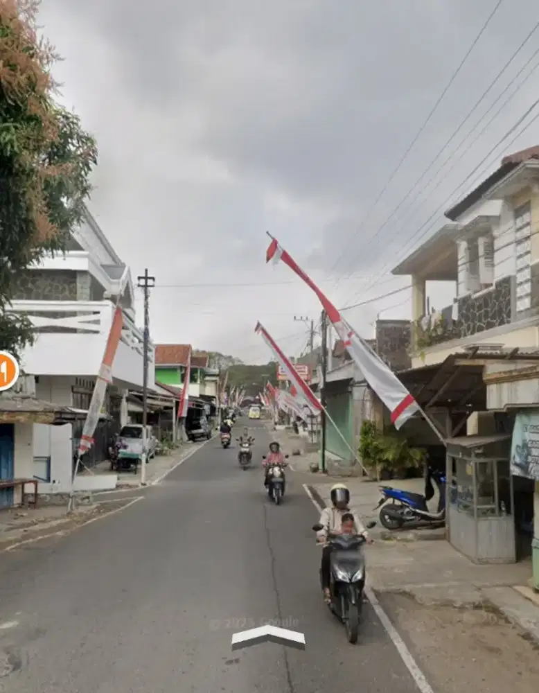 Tanah+Bonus Bangunan ruang usaha tepi jln raya ramai Tasikmadu