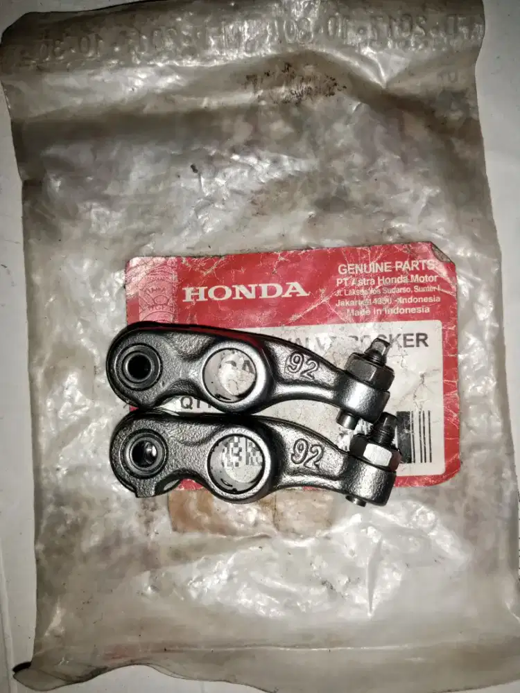 platuk klep dan noken as supra x 125