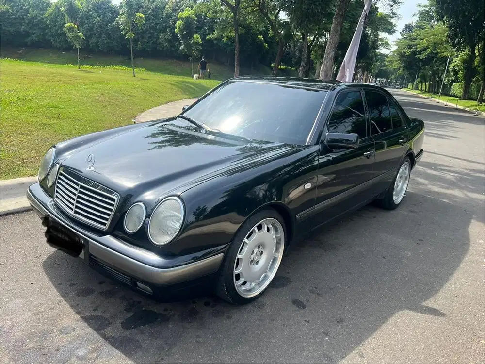 Mercy W210 1998 Matic