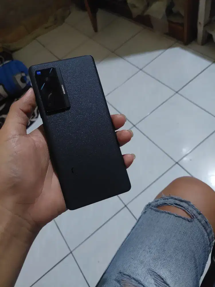 Vivo x70 pro ⁵g..12/256