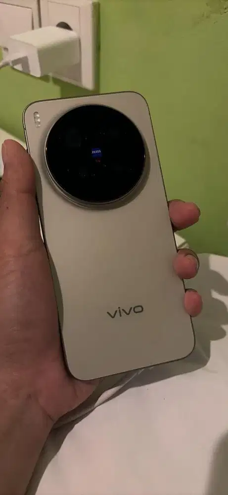 Vivo X300 Pro 1TB Langka Fullset Terdaftar