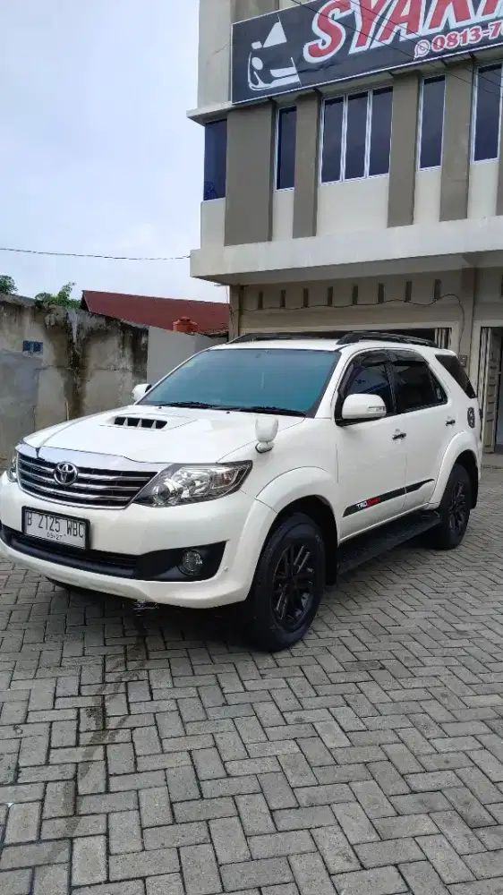 Km 44 ribu Fortuner VNT 2013 Matic