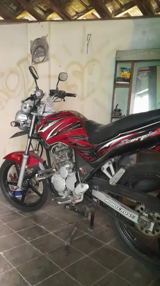 Yamaha scorpio tahun 2009 merah