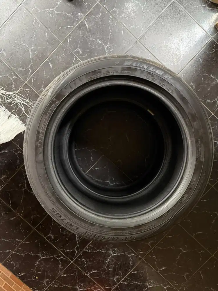 ban 235 50 r18 dunlop sp sport