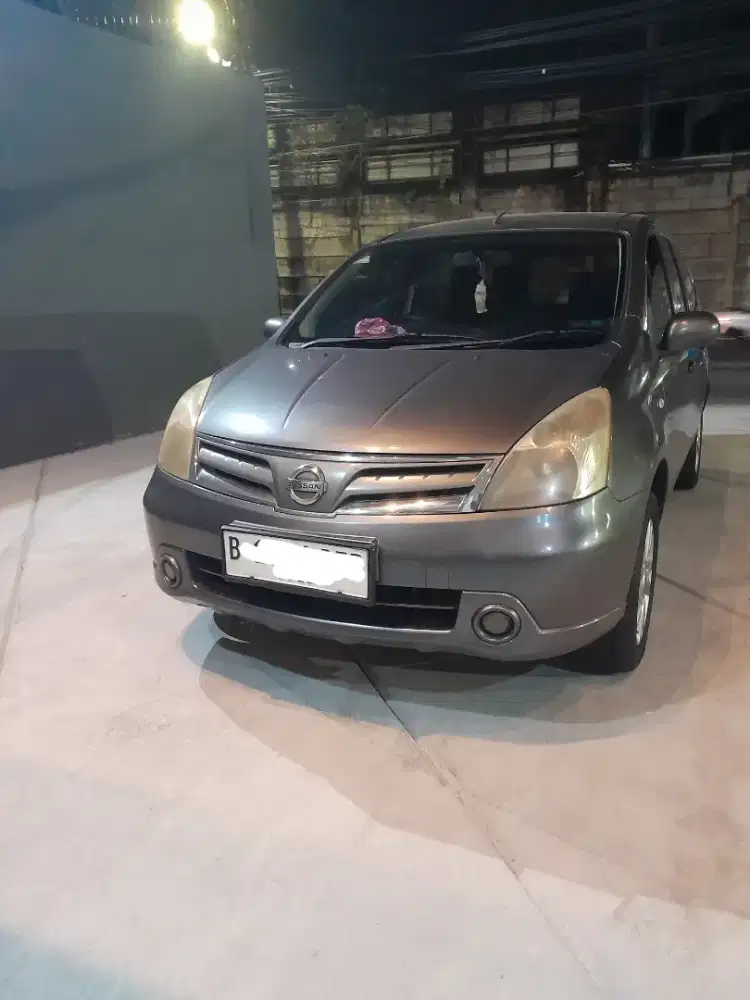 Nissan Livina matic