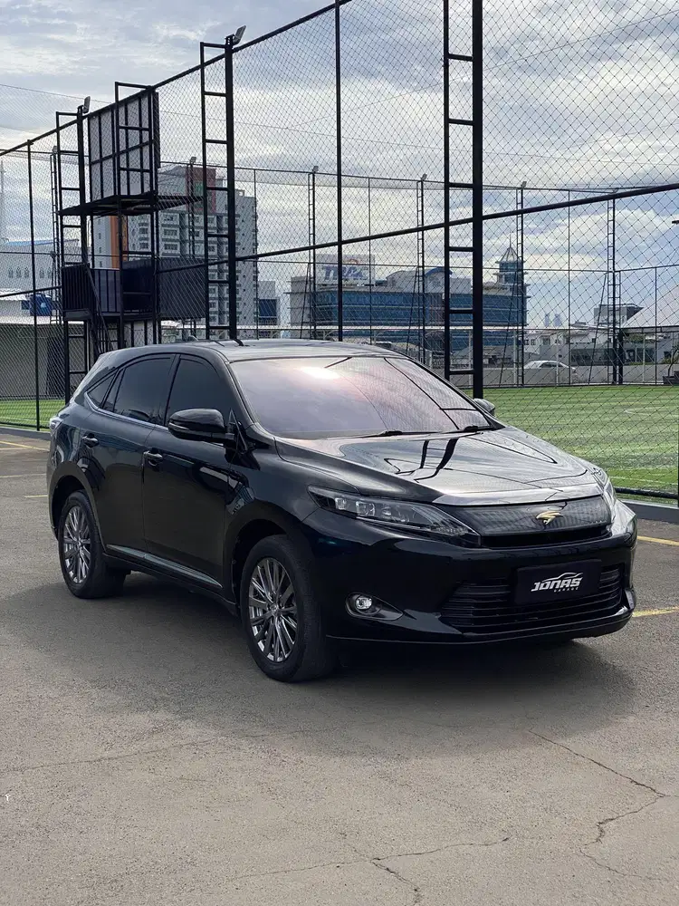 Toyota Harrier 2014 Advance Hitam