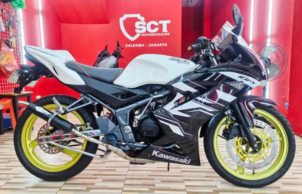 JualCpt90%LikeNew KM18Rb PjkJun26 KAWASAKI NINJA 150 RR 2012 150RR