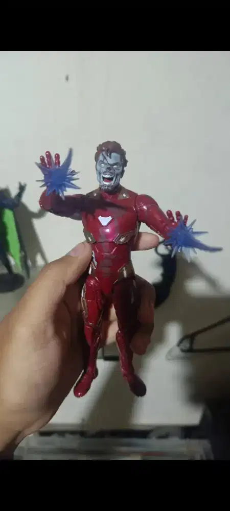 Marvel legends zombie iron man