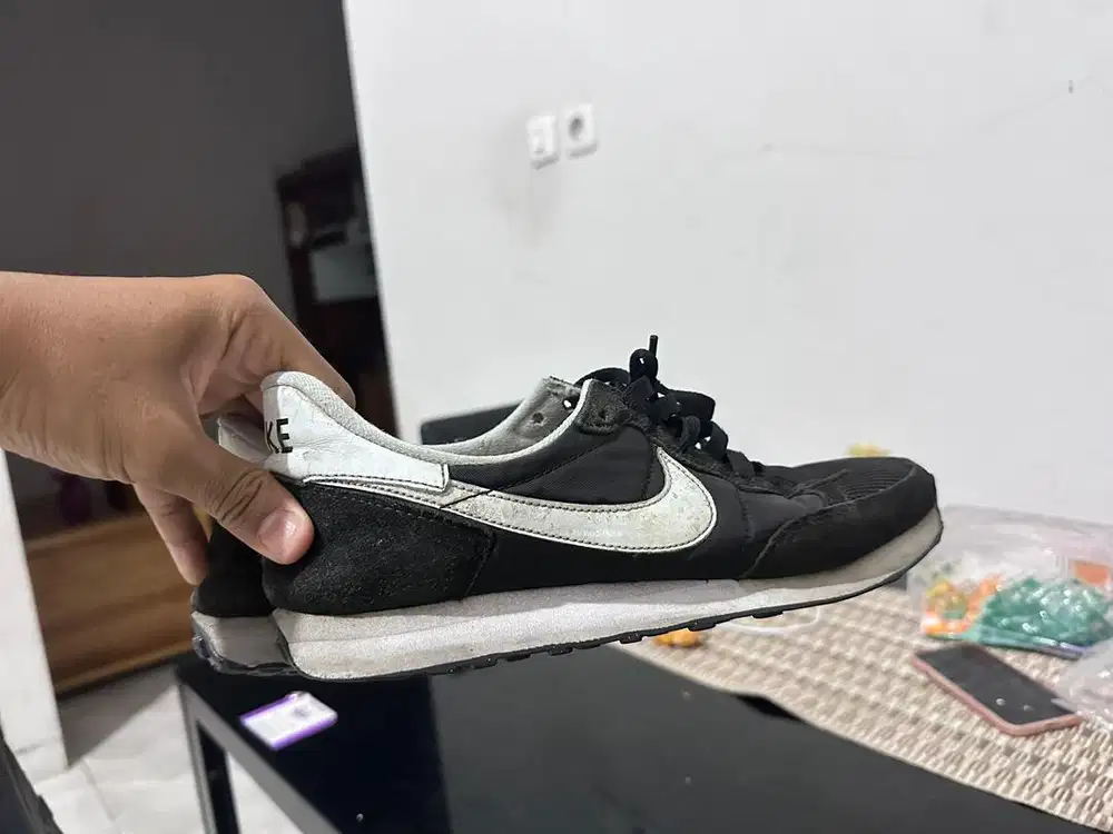 NIKE CHALLANGER oG size 42.5 setara 27 cm