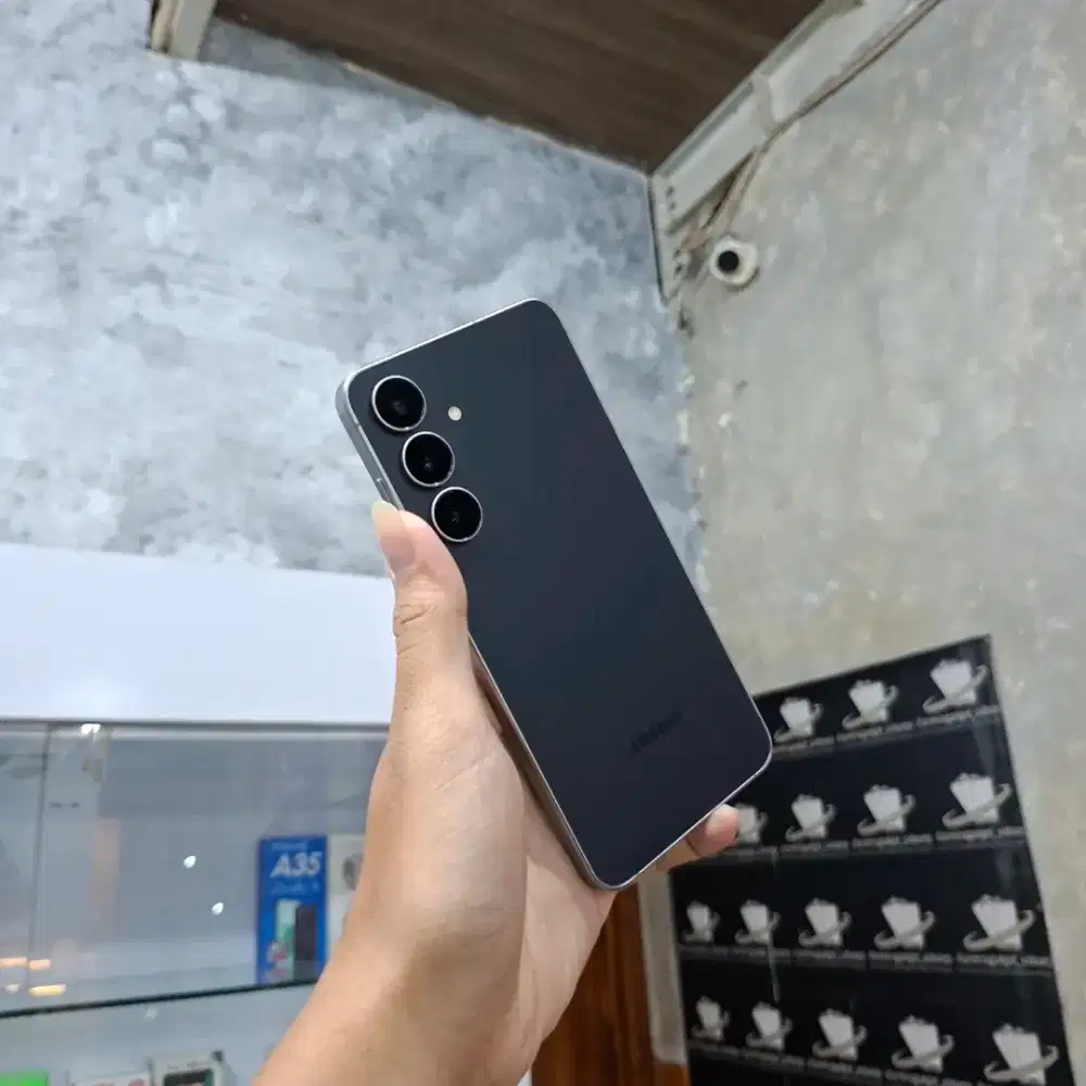 Samsung S25 Fe 5G 8/256 Second Fullset Bergaransi