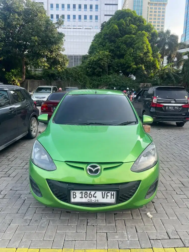 Jual Mazda 2 Type S Tahun 2011