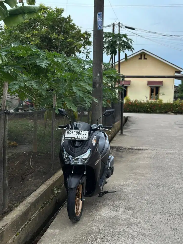 LEXI LX 155CC VVA TYPE KEYLLESS KONDISI BAGUS TERAWAT SEPERTI BARU