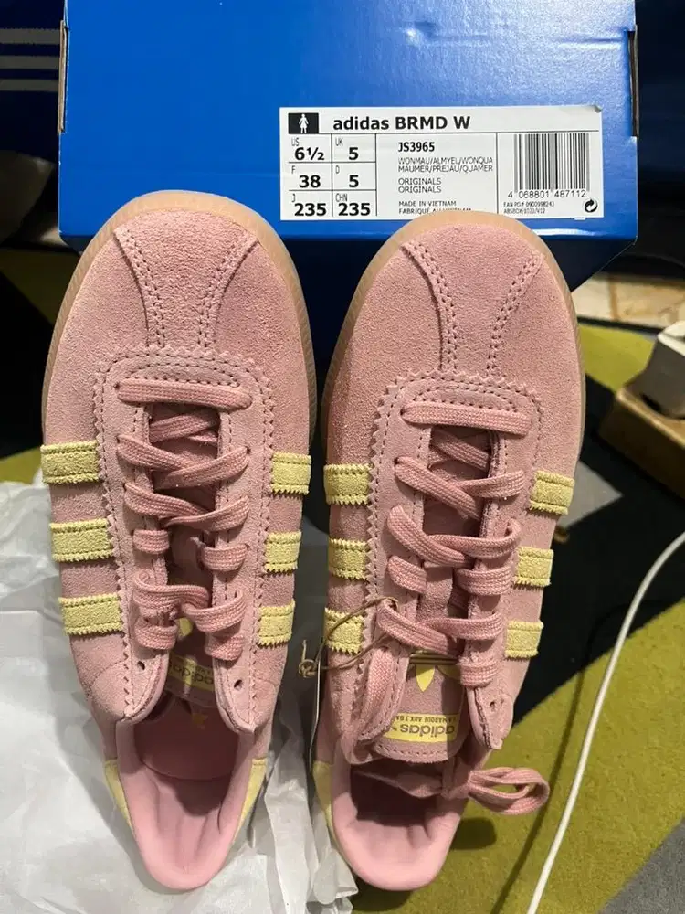 Adidas bermuda pink