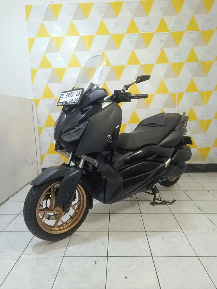 Yamaha XMAX 250 abs 2022 mulus
