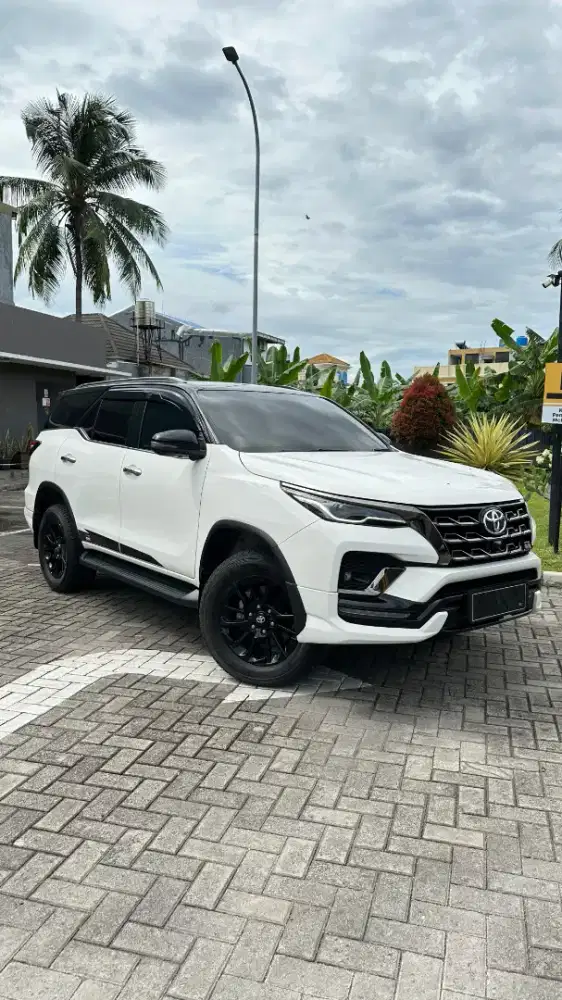 Fortuner GR Sport 2.8 Cc 2023