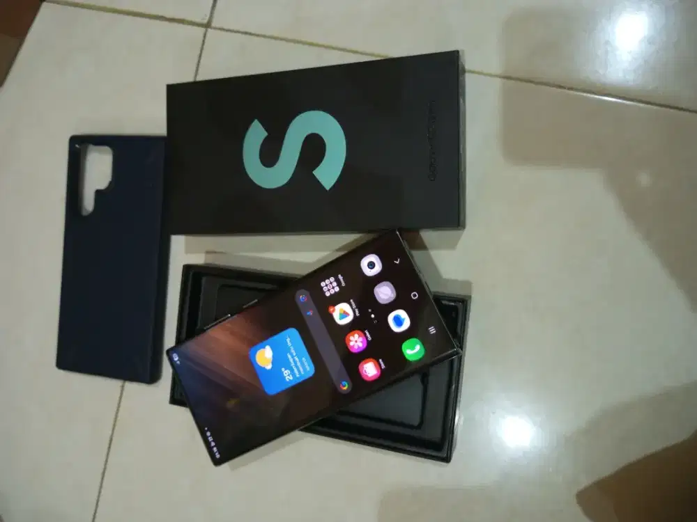 Samsung S22 Ultra 12/256 Sein fullsst mlusss 97% , lncar jayaa joss