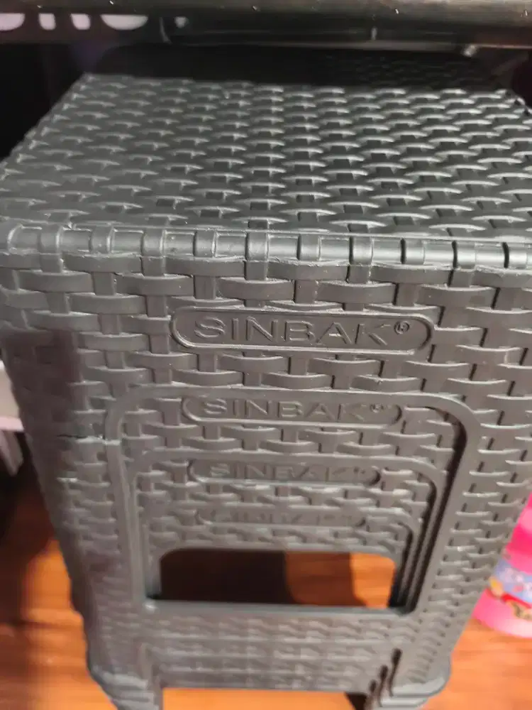 Kursi Plastik Merek Sinbak