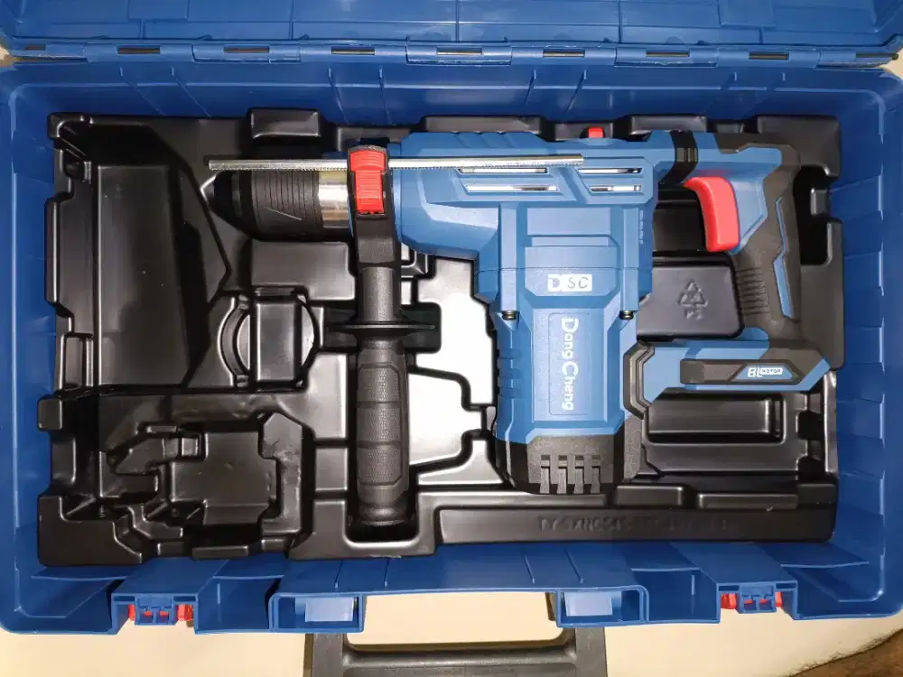 Rotary hammer dongcheng dczc02-28z (unit only)
