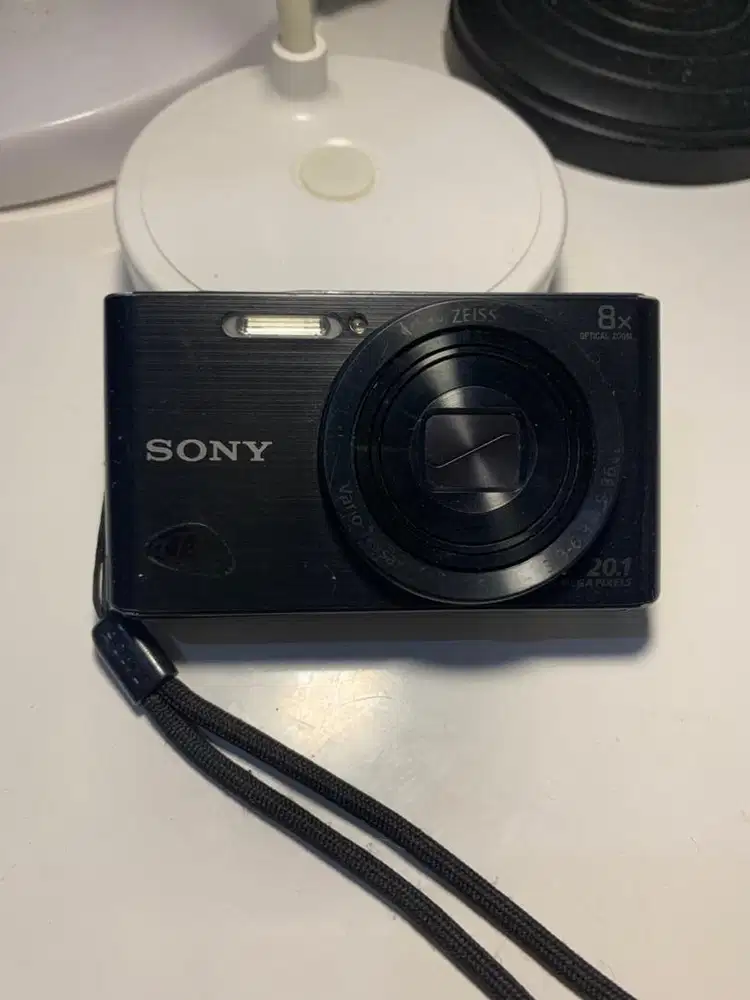 sony cybershot w830