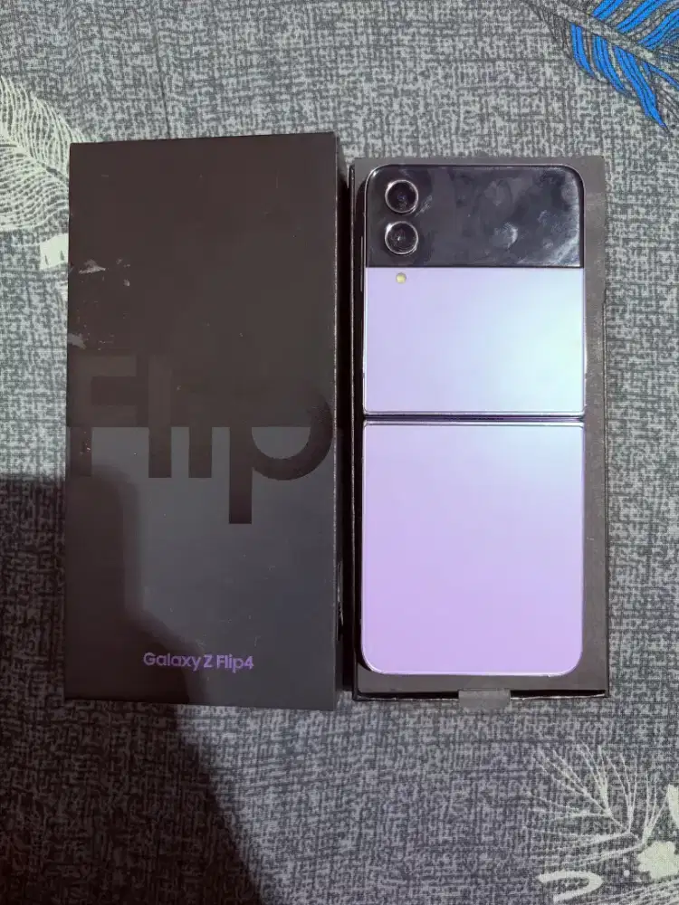 Samsung Zflip4 8/128