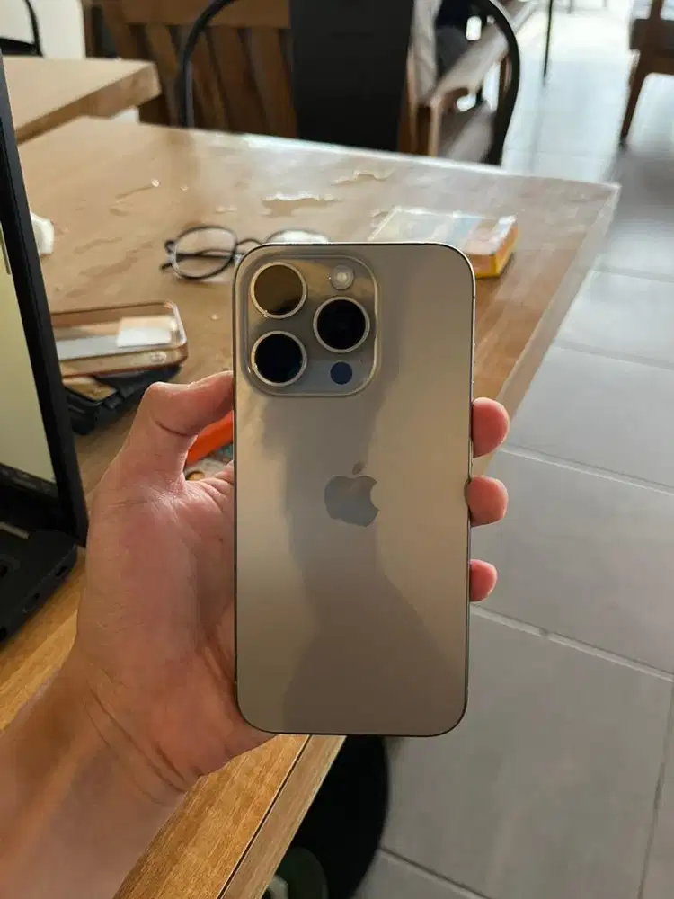 iPhone 15 Pro ex iBox 128 GB