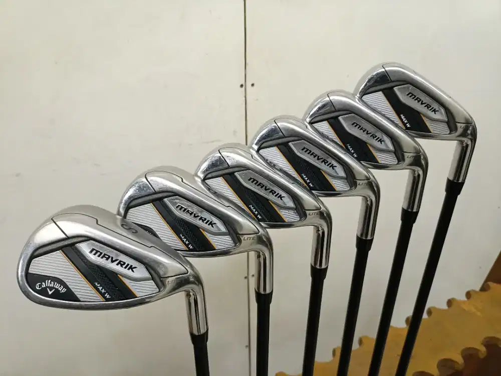 stick golf ironset callaway mavrik max w