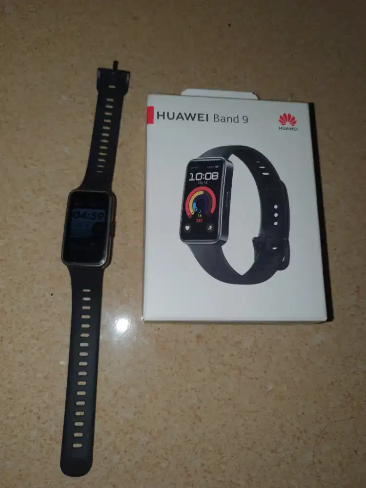 Huawei Band 9 Fullset Mulus layar sudah pakai hydrogel strap ori