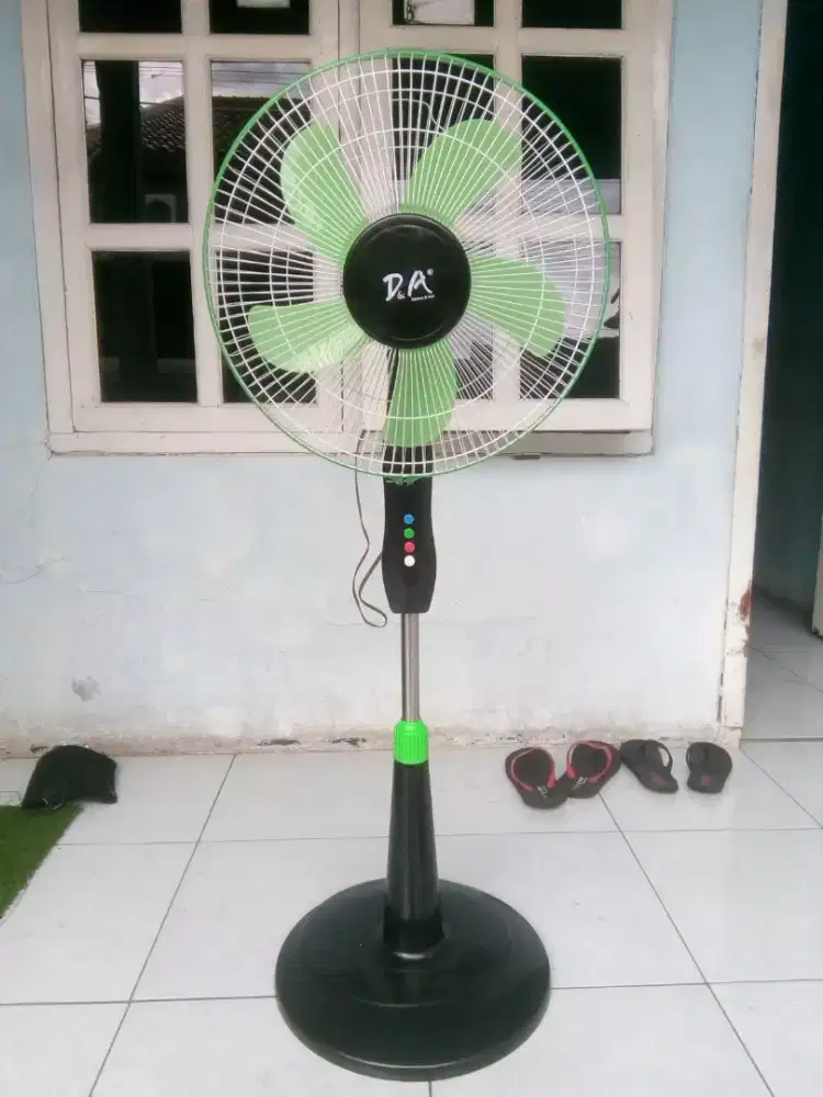 Kipas Angin kondisi hidup, muter, normal, angin kencang