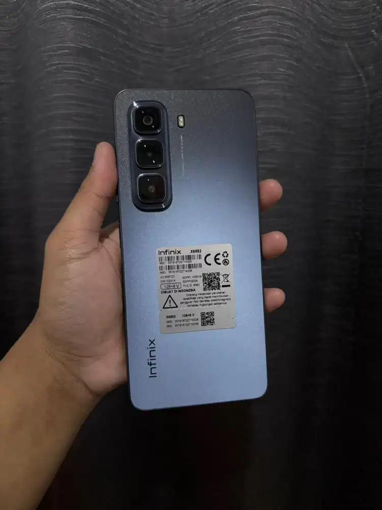 Infinix Hot 50 8/128GB Hp Charger Like New