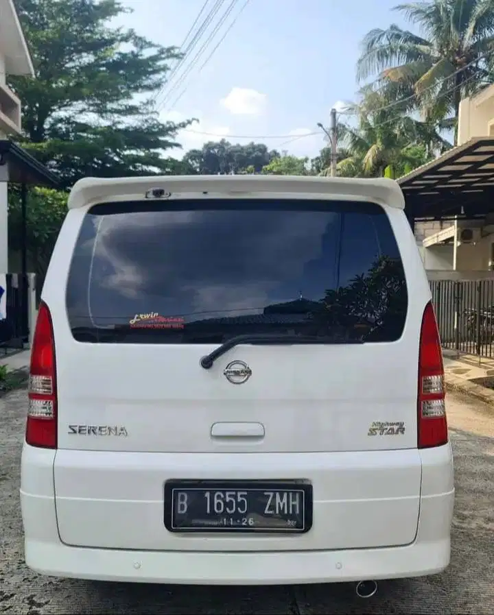 NISSAN Serena C24 HWS 2010 Putih