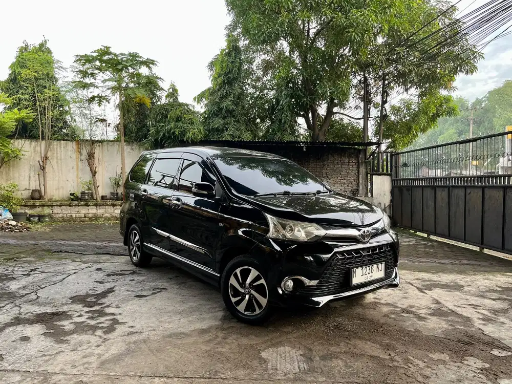 Avanza Veloz Hitam Mt 2016