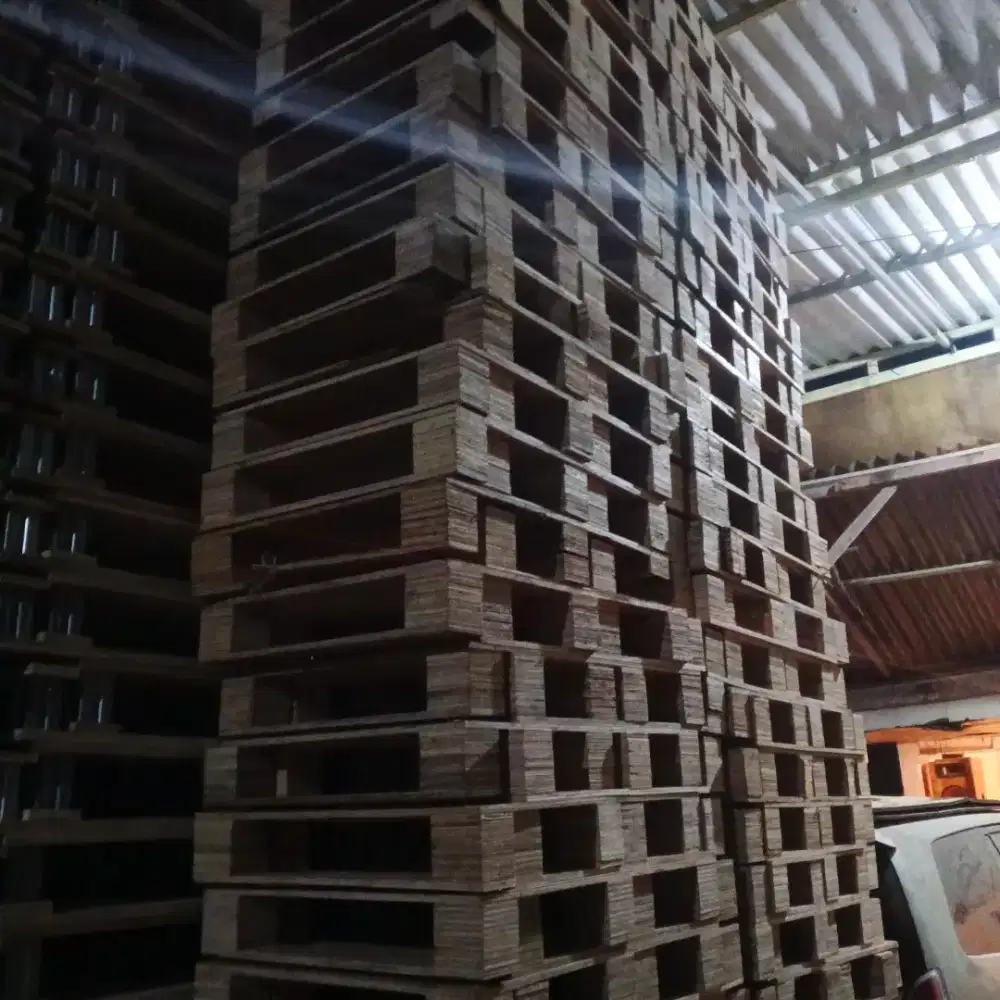 Pallet triplek bekas