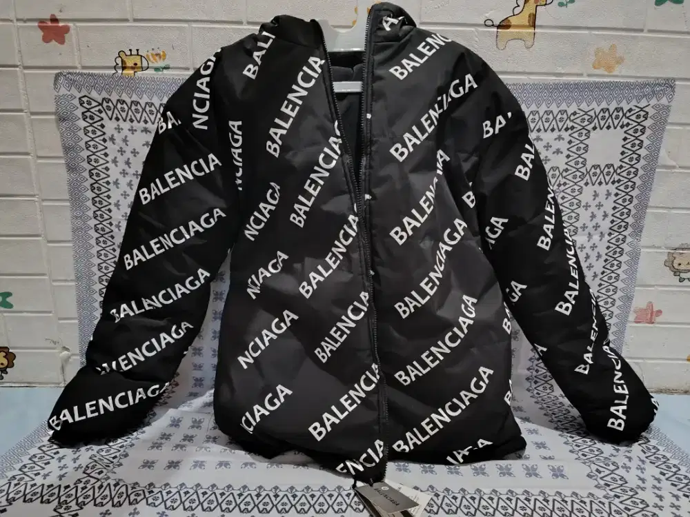 Jaket Balenciaga Murah