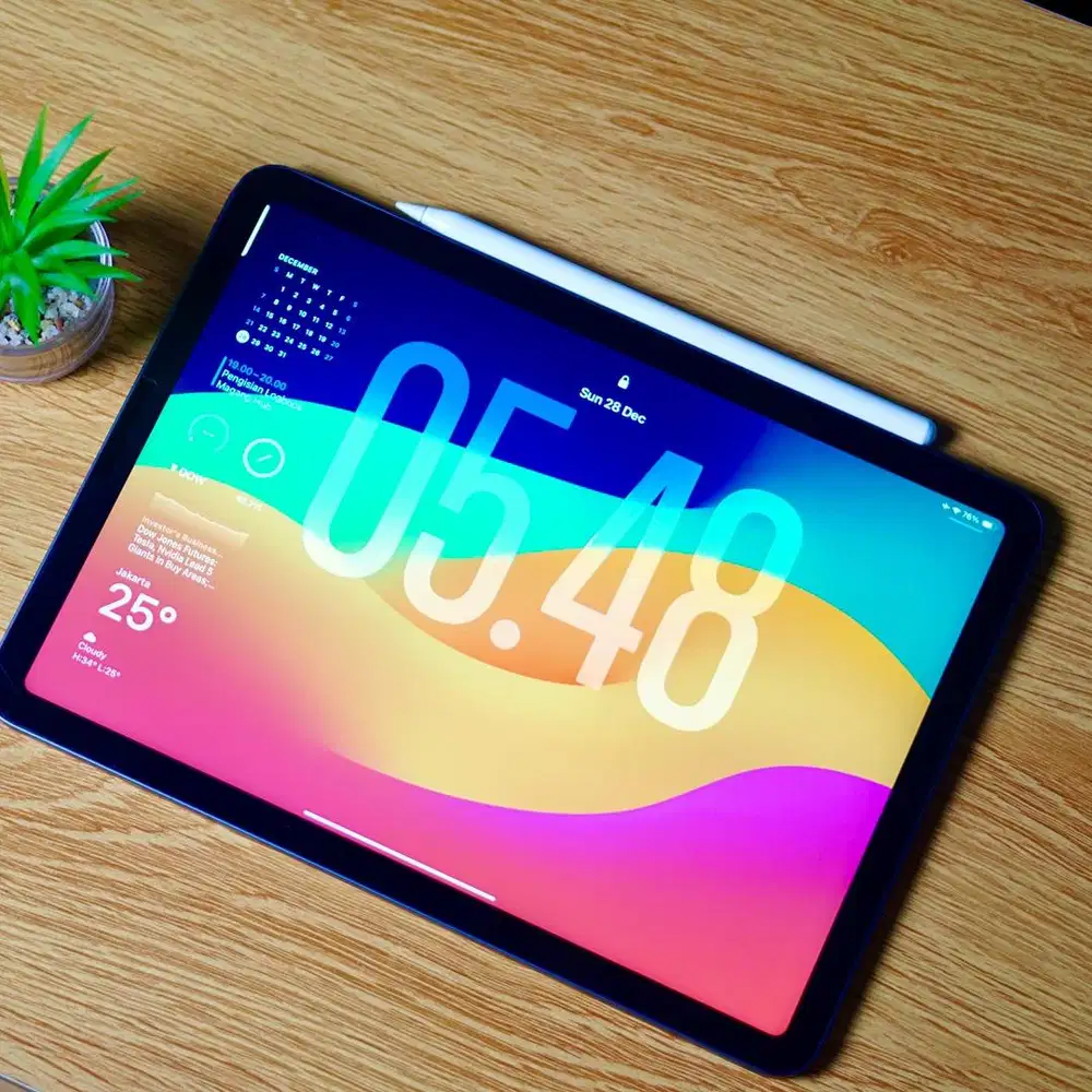 iPad Air 5 (M1) 256GB WiFi Only (nego) - Bonus Keyboard & Pencil