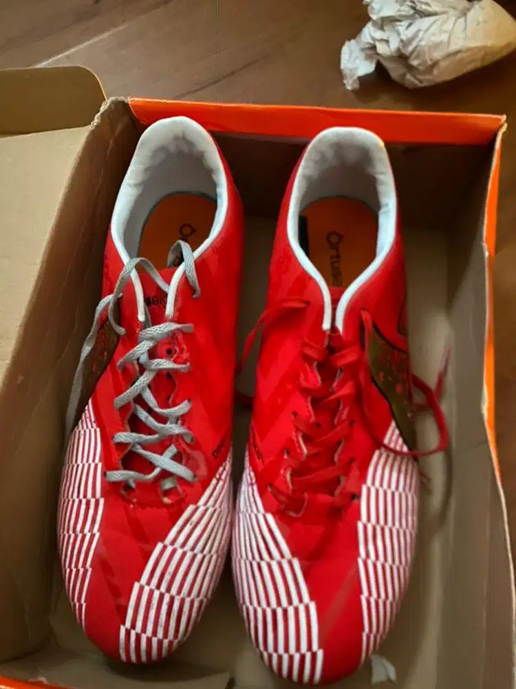 SEPATU BOLA ORTUSEIGHT IGNITE FG