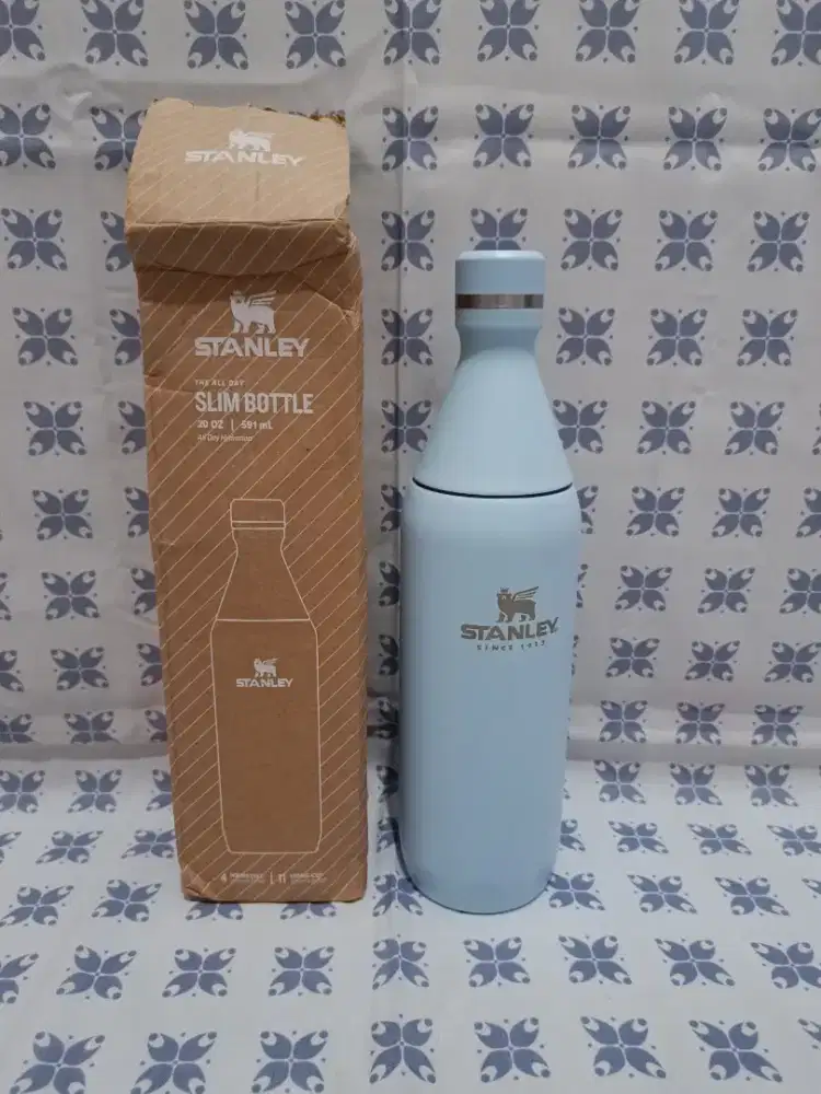 Thumbler Stanley X Luna Maya