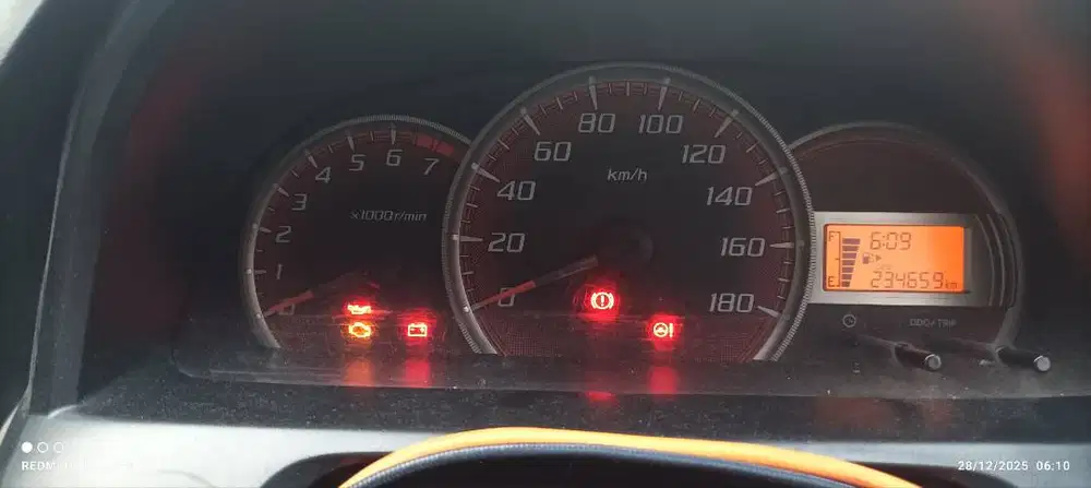 Jual Xenia M deluxe 1.0 2013