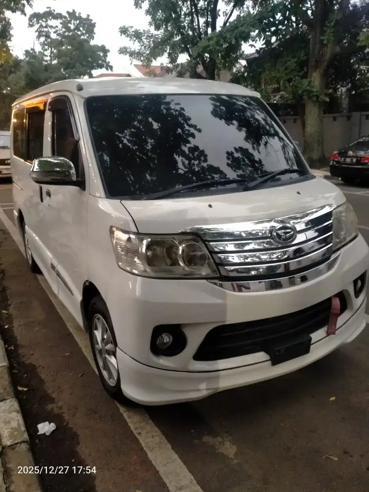 Daihatsu Luxio 2016 Bensin