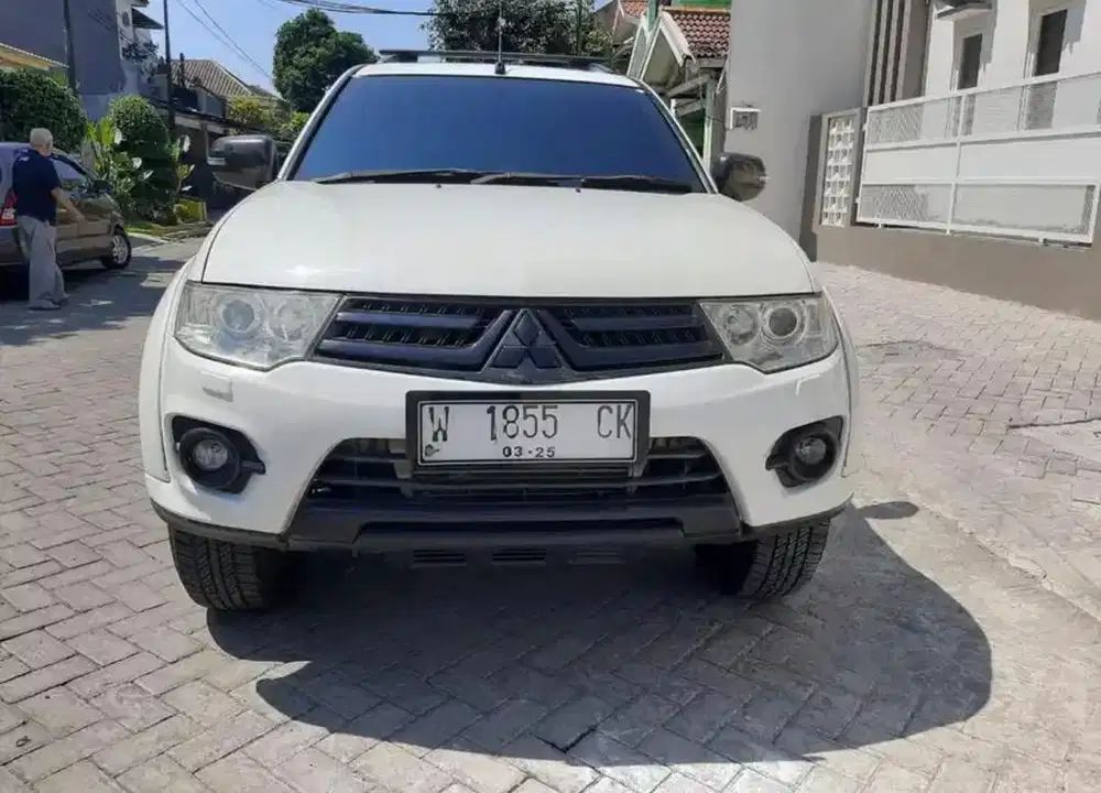 PAJERO DAKAR 2.5 SPORT DISEL MATIC 2014