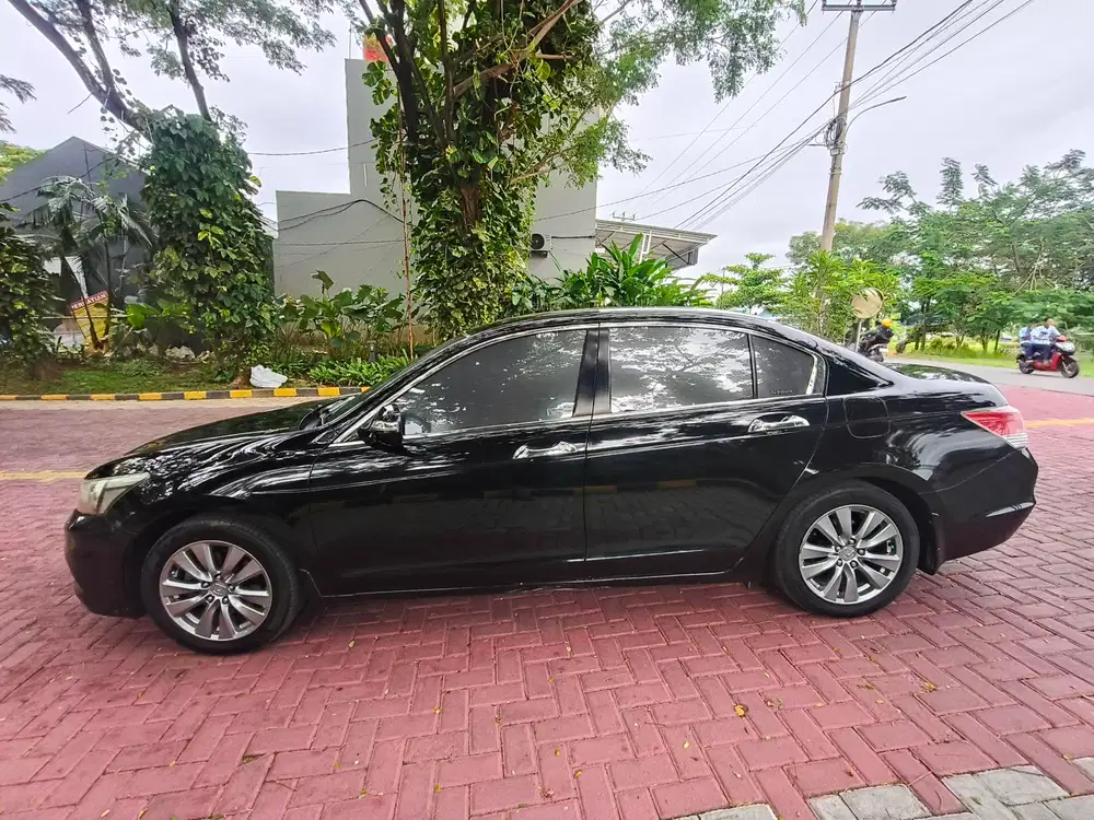 Honda Accord 2013 Bensin