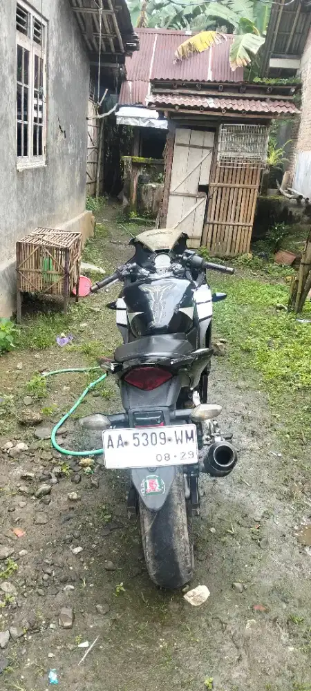 CBR 250 SS LENGKAP PAJEK OFF 4 BULAN